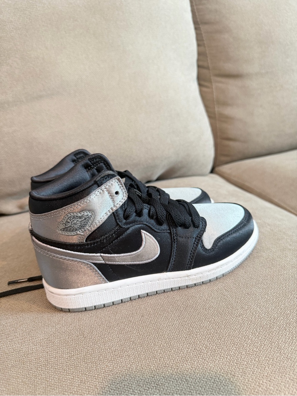 Nike Air Jordan 1 Mid Black & Silver Metallic Sneakers
